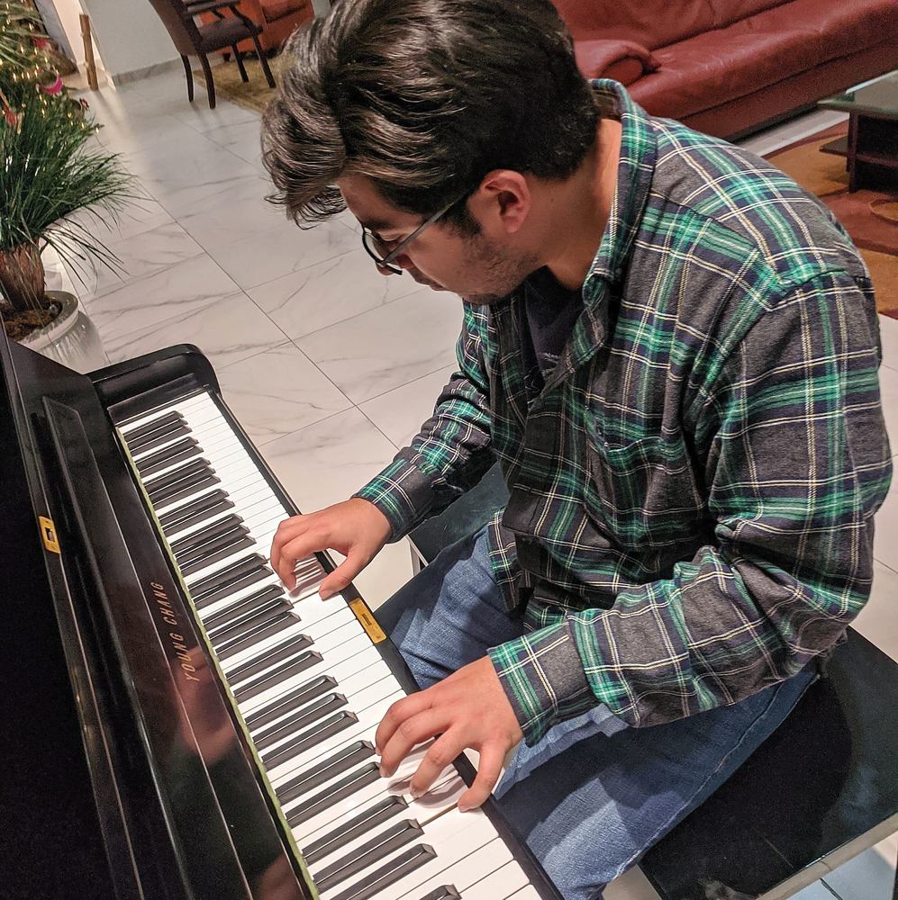 Meet your Posher, Antonio